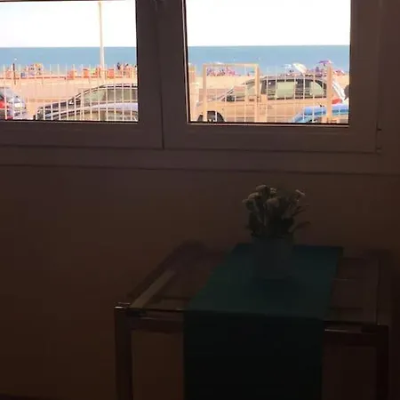 Apartamento En La Playa * Cádiz